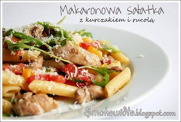 Makaronowa sałatka z kurczakiem i rucolą