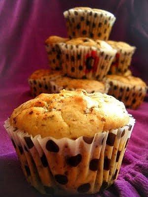 Maślankowe muffiny z dżemem i czekoladą