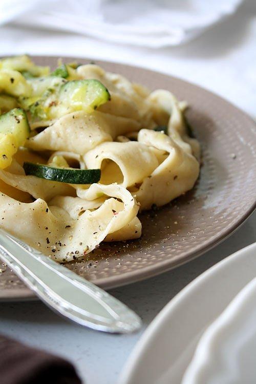 Pasta fresca domowe pappardelle