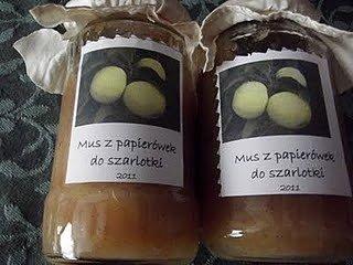 Jabłka na szarlotkę