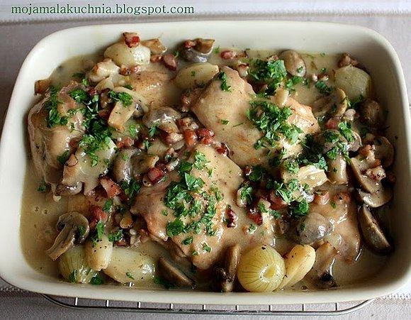 Coq au vin blanc – kurczak w białym winie