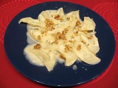 Pierożki z gruszką w sosie gorgonzola
