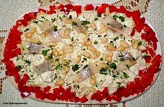 Sałatka śledziowo-fasolowa
