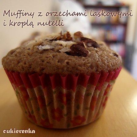 Muffiny z orzechami laskowymi i nutellą