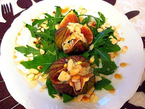 Pieczone figi z serem Roquefort