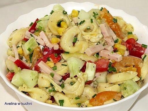 Sałatka z tortellini