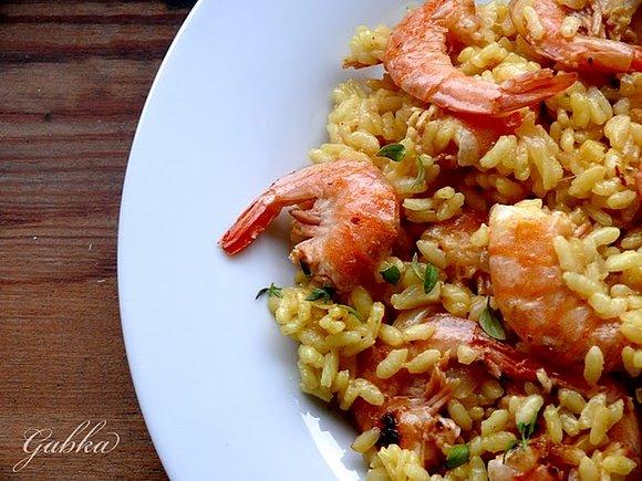 Risotto z krewetkami - przepis na smaczne danie z ryżu i owoców morza
