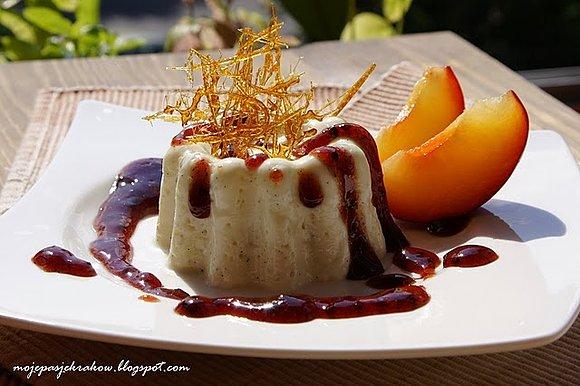 Waniliowa panna cotta z twarożkiem