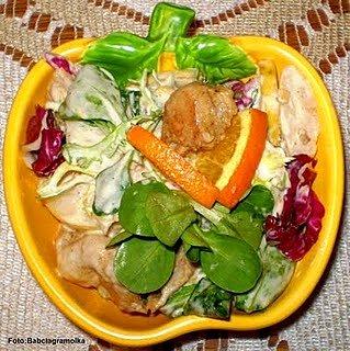 Sałatka z kurczaka gyros i gruszkami
