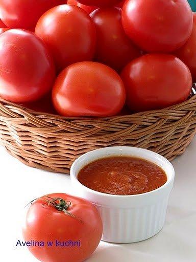 Domowy pikantny ketchup