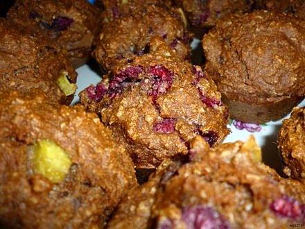 Muffinki z nektarynkami i malinami