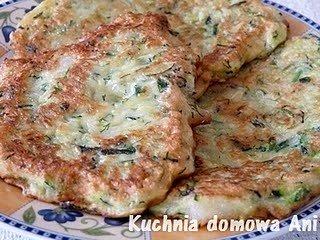 Zielone placuszki z cukinii
