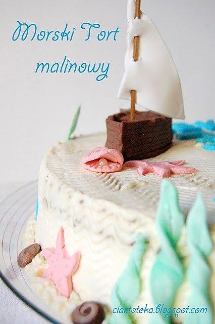 Marynistyczny tort malinowy