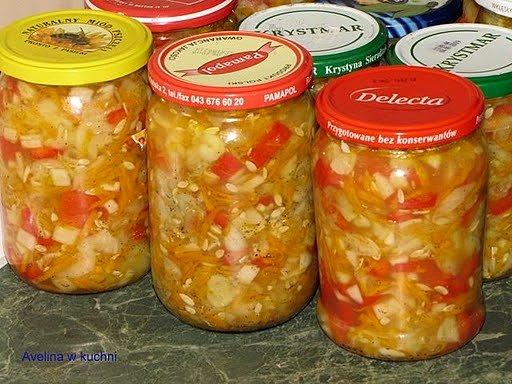 Sałatka z ogórków na zimę