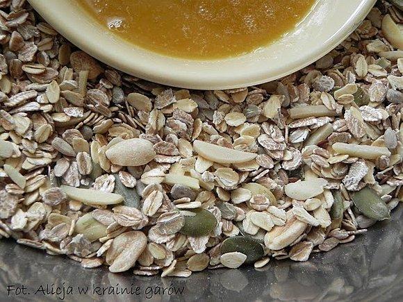 Granola - zdrowa i smaczna przekąska