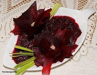 Buraczki z czarną porzeczką – przepis na buraczki o innym smaku