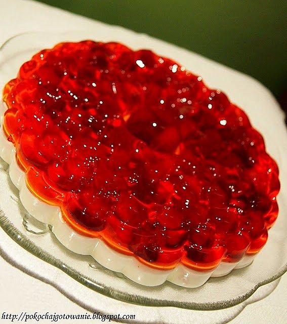Malinowa panna cotta
