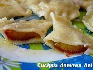 Pierogi ze śliwkami