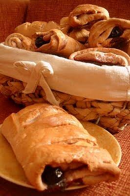 Drożdżówki z aronią