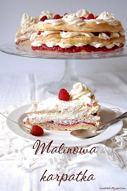 Szykowna i elegancka karpatka z malinami