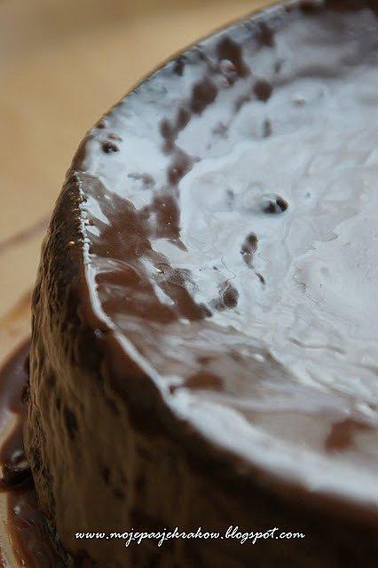 Ciasto czekoladowo-orzechowo-pomarańczowe