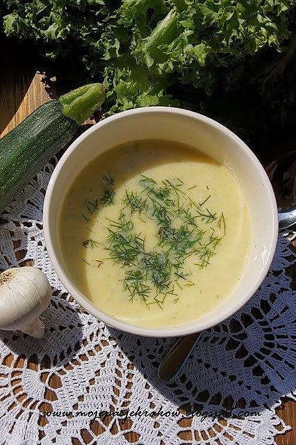 Zupa krem z cukinii z serem feta