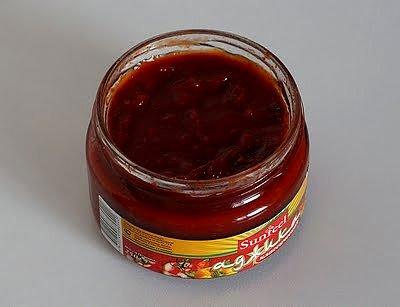 Adżika - pasta z czerwonej papryki i pomidorów