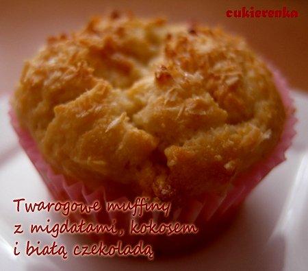 Twarogowe muffiny z migdałami, kokosem i białą czekoladą