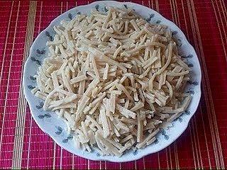 Makaron domowy z jajek i mąki