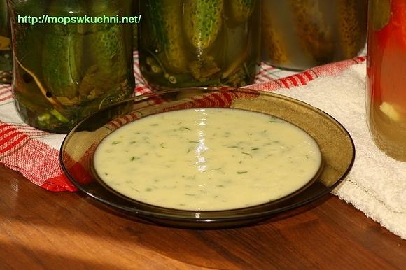 Zupa ze świeżych ogórków na sposób francuski