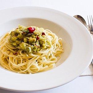Spaghetti z porem na ostro