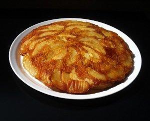 Efektowna tarta z gruszkami i karmelem