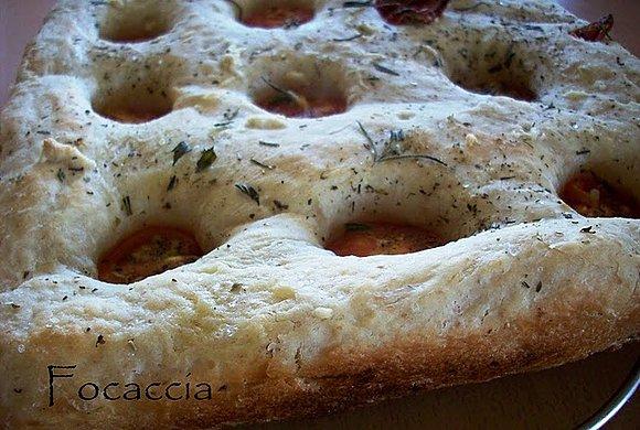 Focaccia z ziemniakami i rozmarynem