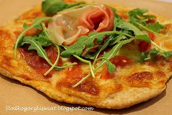 Mini pizza na zdrowym spodzie