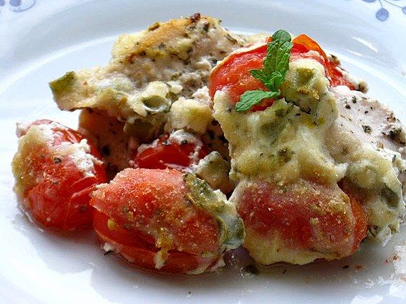 Filety zapiekane z baby plum tomato