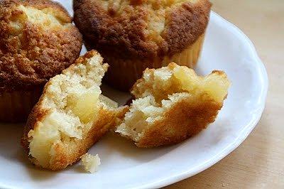 Cynamonowe muffiny z gruszką