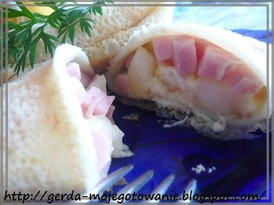 Bliny z szynką i gruszką
