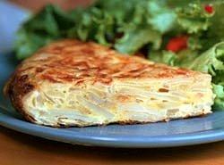 Hiszpańska tortilla omlet z ziołami i warzywami