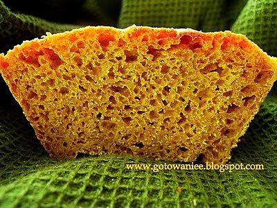 Chleb z kurkumą - 1 kromka 10 g