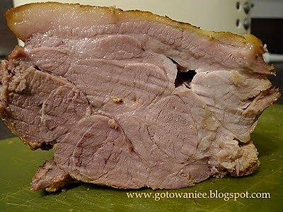 Karkówka pieczona w przyprawach