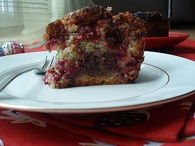 Malinowe ciasto z piernikową kruszonką