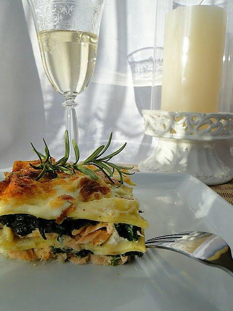 Lazania z łososiem i szpinakiem