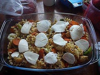 Zapiekanka z warzywami i mięsem na szybki obiad