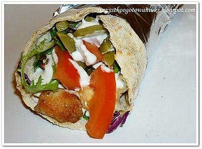 Tortilla z kurczakiem i warzywami