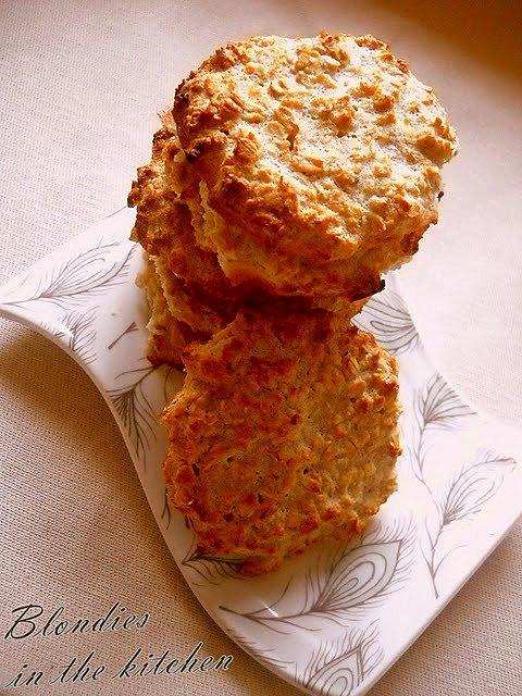 Owsiane makaroniki z cytrynową nutą