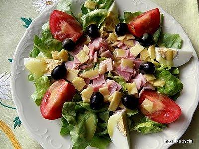Salade parisienne - lekka sałatka z szynką i pomidorem