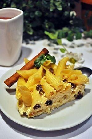 Lokshen Kugel – tradycyjny deser żydowski z makaronem i serem