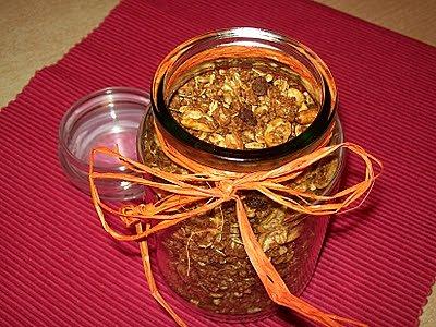 Granola z orzechami
