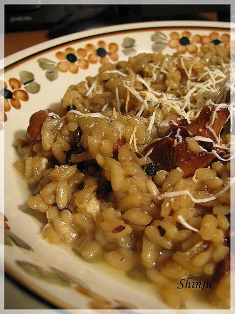 Risotto z kurkami i wędzonym serem