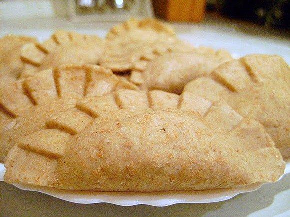 Pszenno-żytnie pierogi razowe z kapustą i grzybami